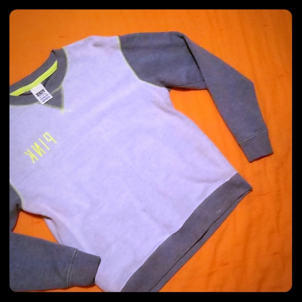 VS PINk lightweight sweat shirt